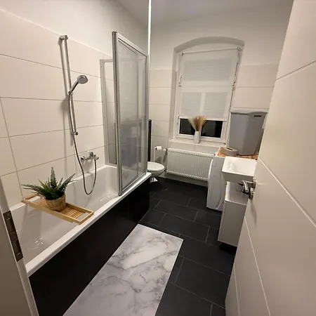 62qm Lage 1og Balkon Wlan Saniert *