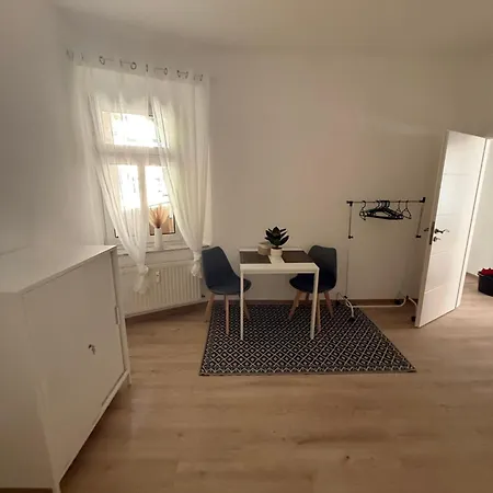 62qm Lage 1og Balkon Wlan Saniert Apartment Magdeburg